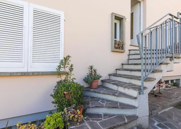 Apartamento Angela By Interhome